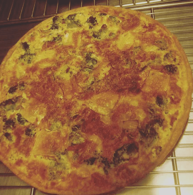 Acaba de fer els nostres quiche de llardons, bròquil i formatge brie del nostre menu executiu