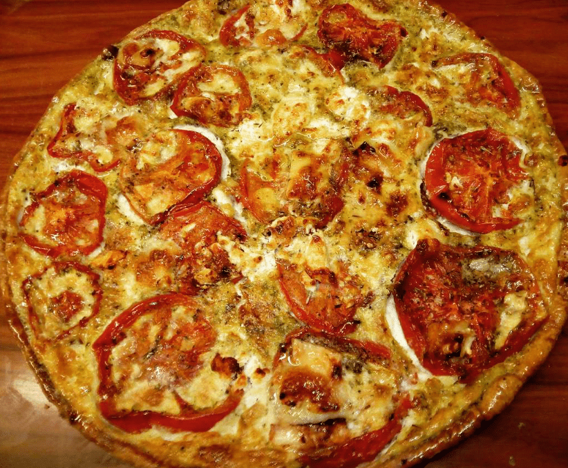 quiche de tomaquet, formatge de cabra i alfabrega